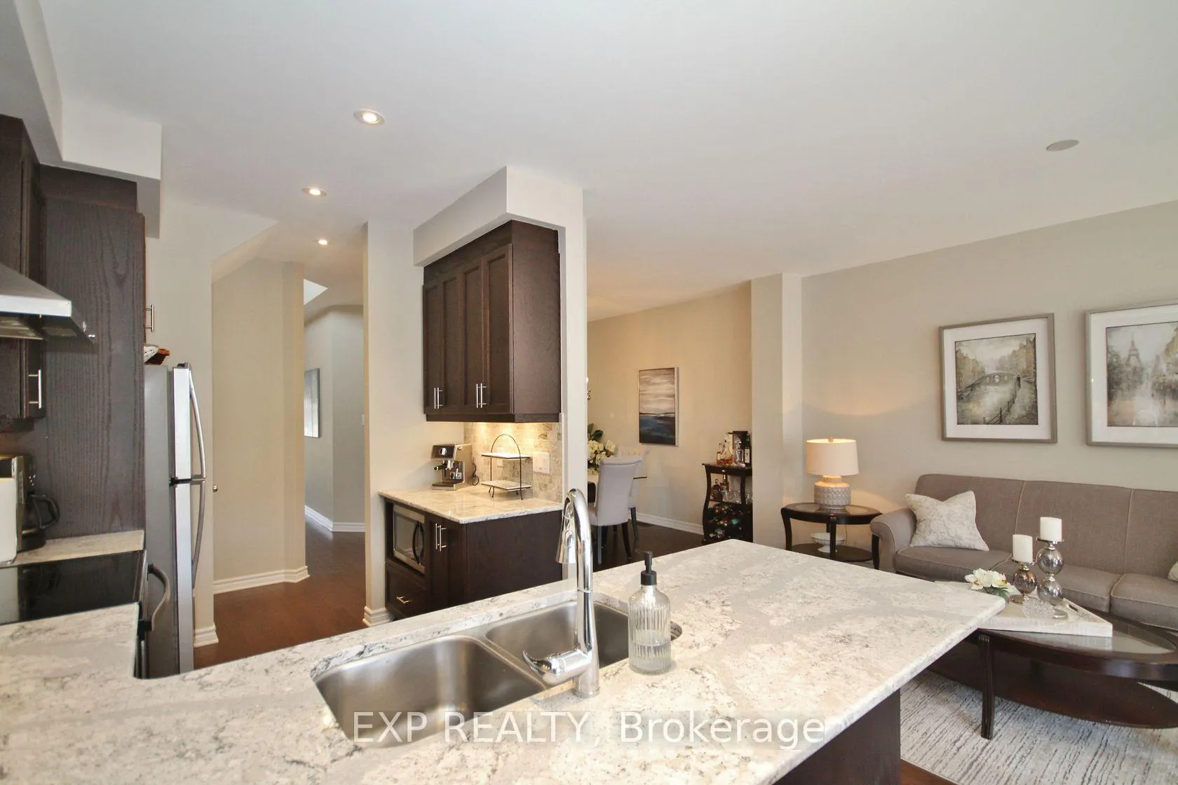 Photo 14 of 307 Fergus Crescent, Ottawa, Barrhaven - Cedargrove/Fraserdale — HOMEH