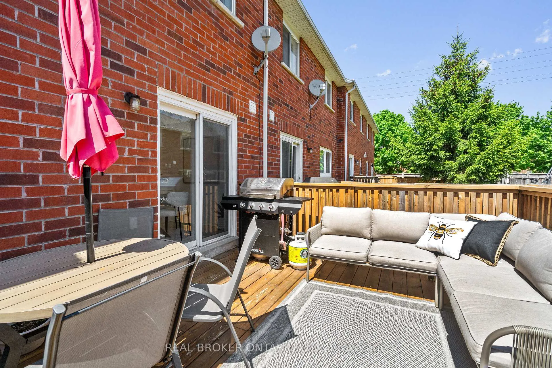 Photo 30 of 8 Dawson Crescent, Milton, Old Milton — HOMEH