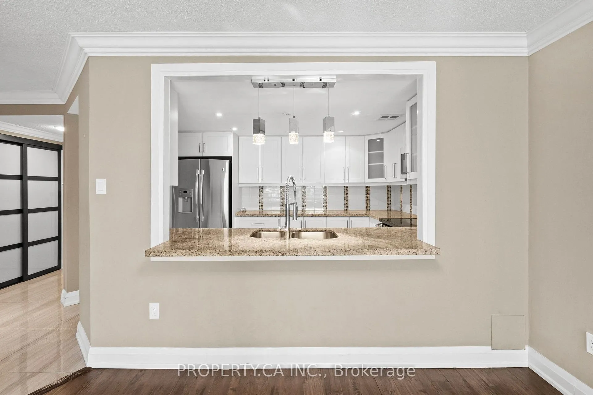 Photo 7 of Unit 101, 7601 Bathurst Street, Vaughan, Crestwood-Springfarm-Yorkhill — HOMEH
