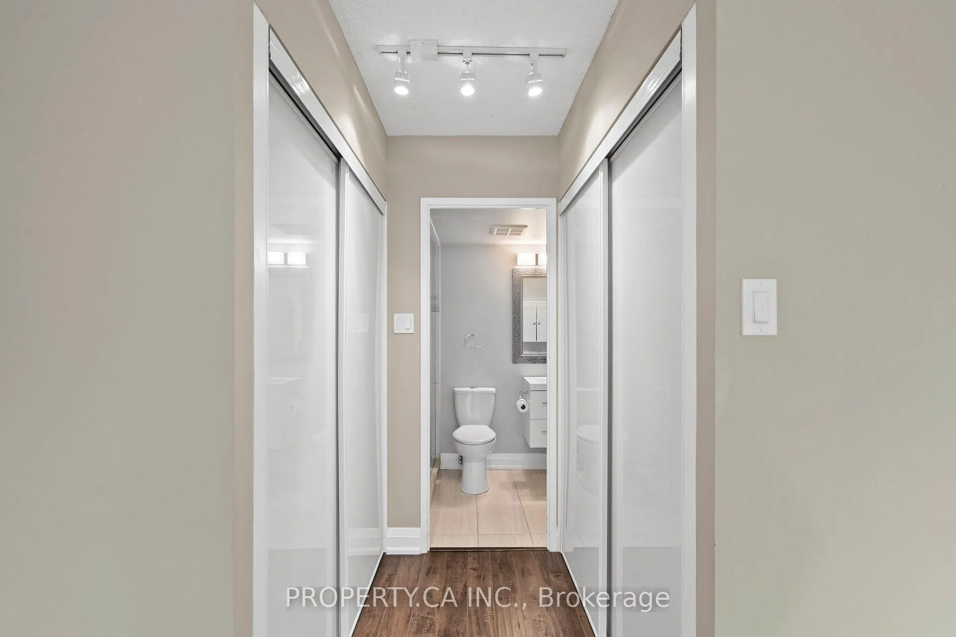 Photo 23 of Unit 101, 7601 Bathurst Street, Vaughan, Crestwood-Springfarm-Yorkhill — HOMEH