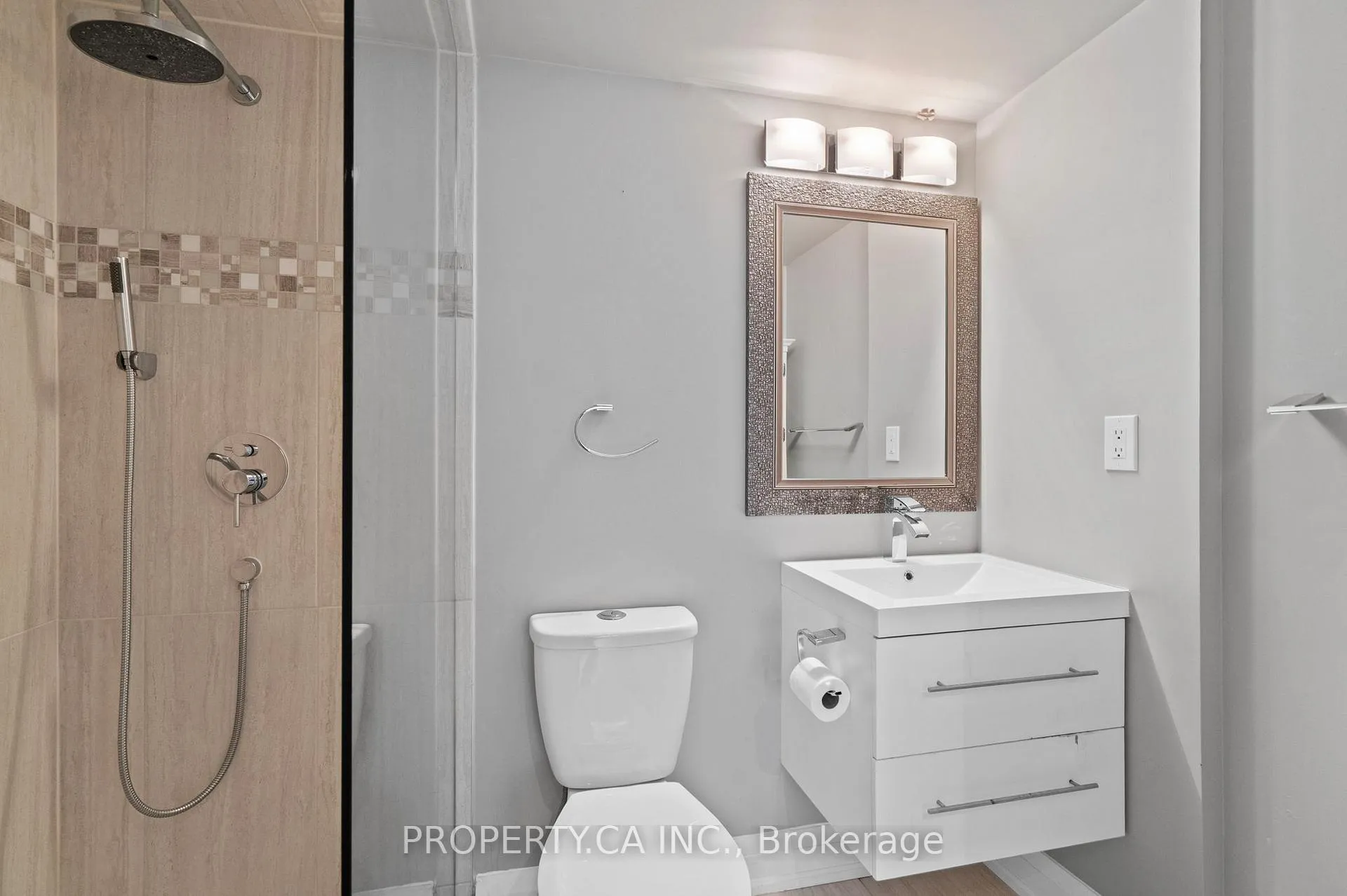Photo 24 of Unit 101, 7601 Bathurst Street, Vaughan, Crestwood-Springfarm-Yorkhill — HOMEH