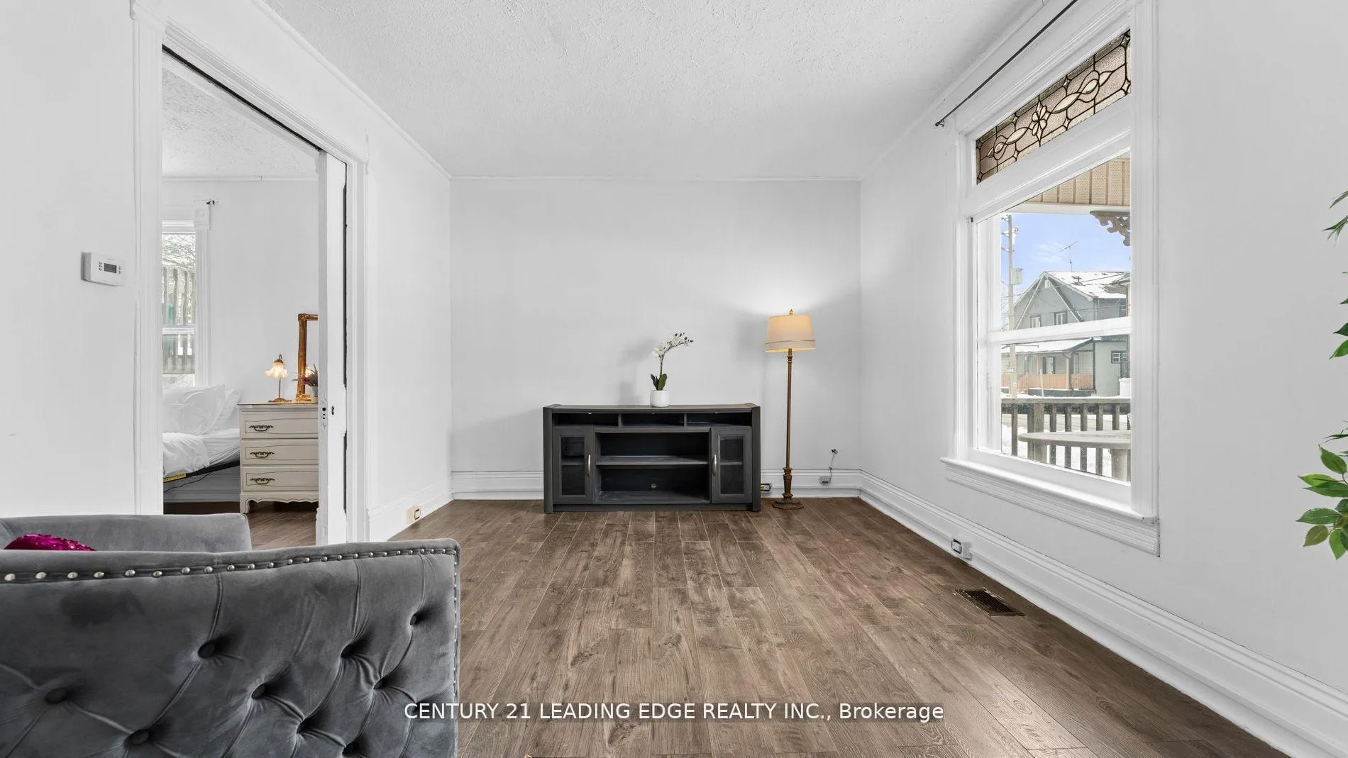 Photo 3 of Unit 1, 195 Albert Street, Oshawa, Central — HOMEH