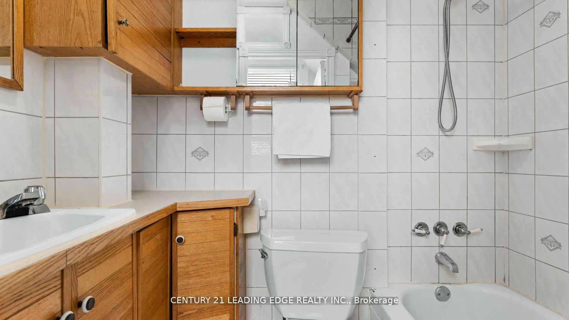 Photo 12 of Unit 1, 195 Albert Street, Oshawa, Central — HOMEH