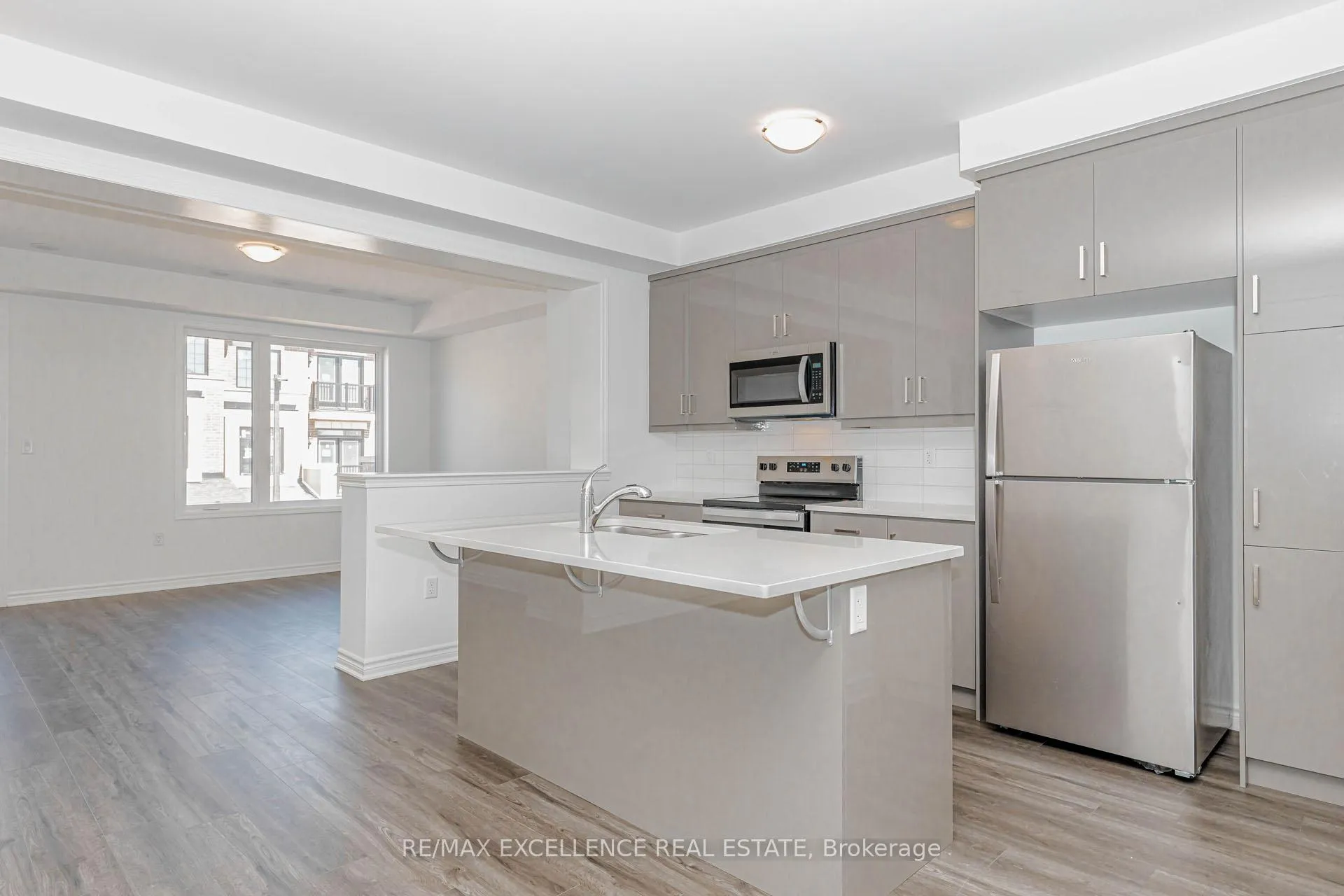 Photo 12 of 8 Elantra Drive, Brampton, Northwest Brampton — HOMEH