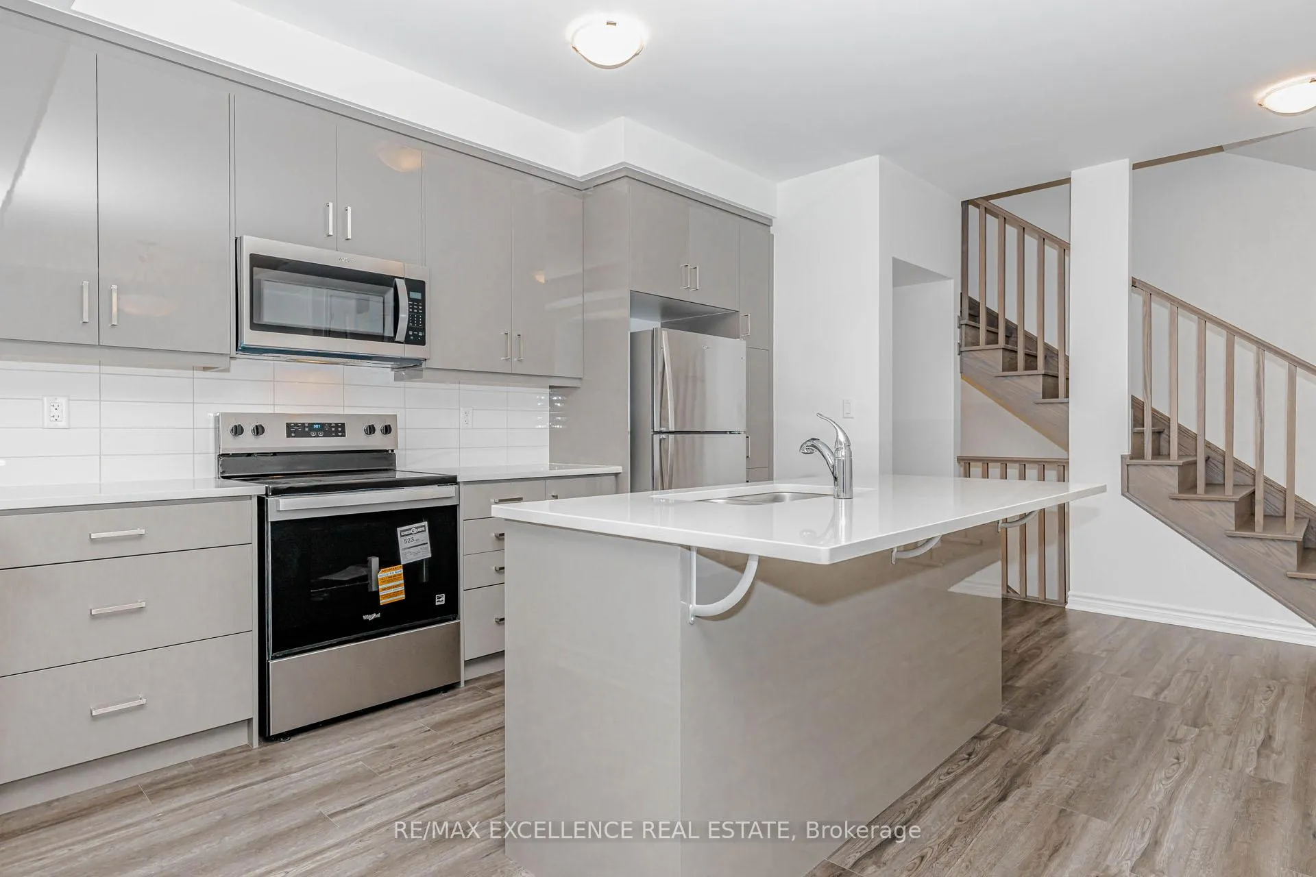 Photo 15 of 8 Elantra Drive, Brampton, Northwest Brampton — HOMEH