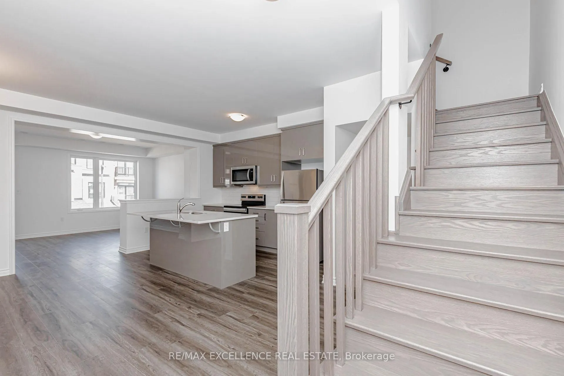 Photo 30 of 8 Elantra Drive, Brampton, Northwest Brampton — HOMEH