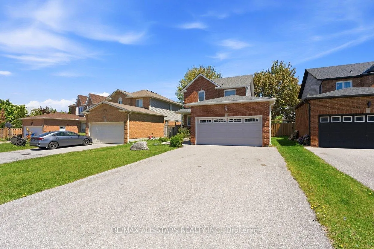 Photo 2 of 9 Tudor Place, Georgina, Belhaven — HOMEH