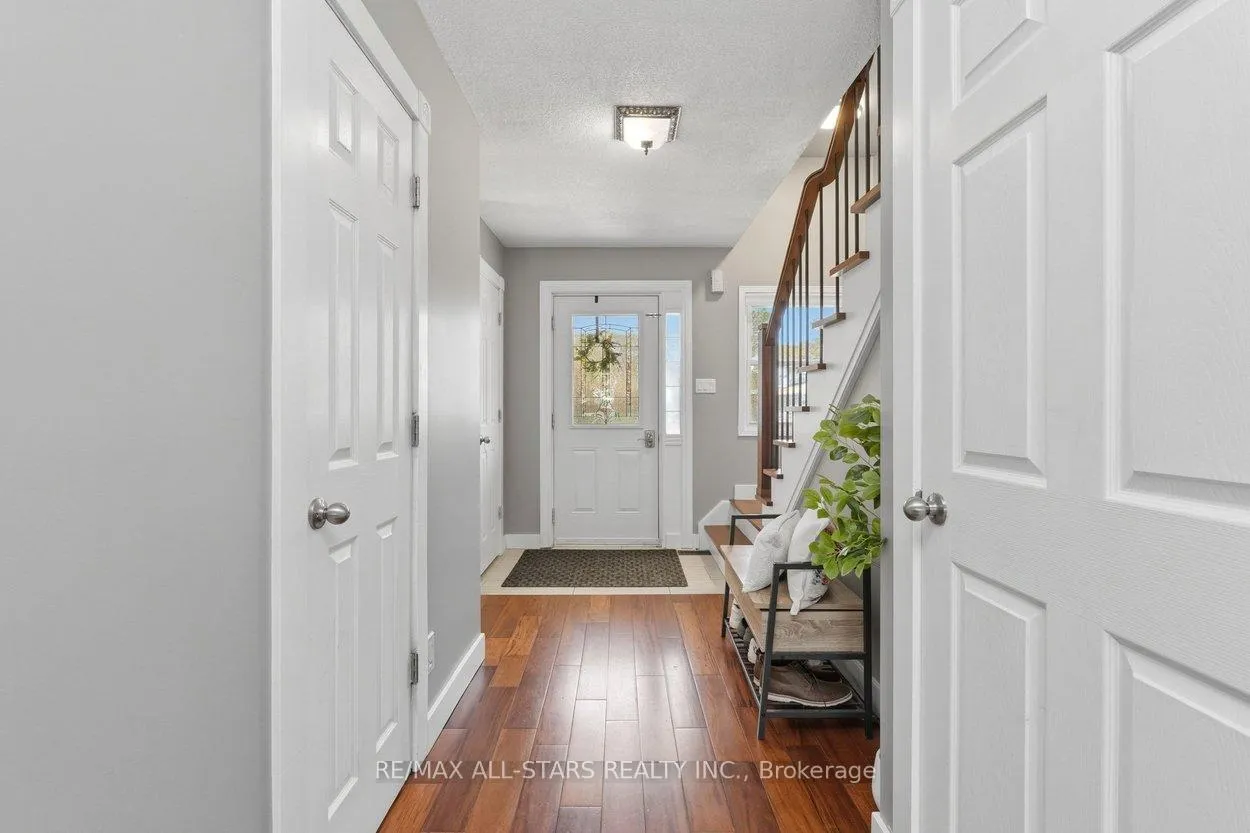 Photo 10 of 9 Tudor Place, Georgina, Belhaven — HOMEH