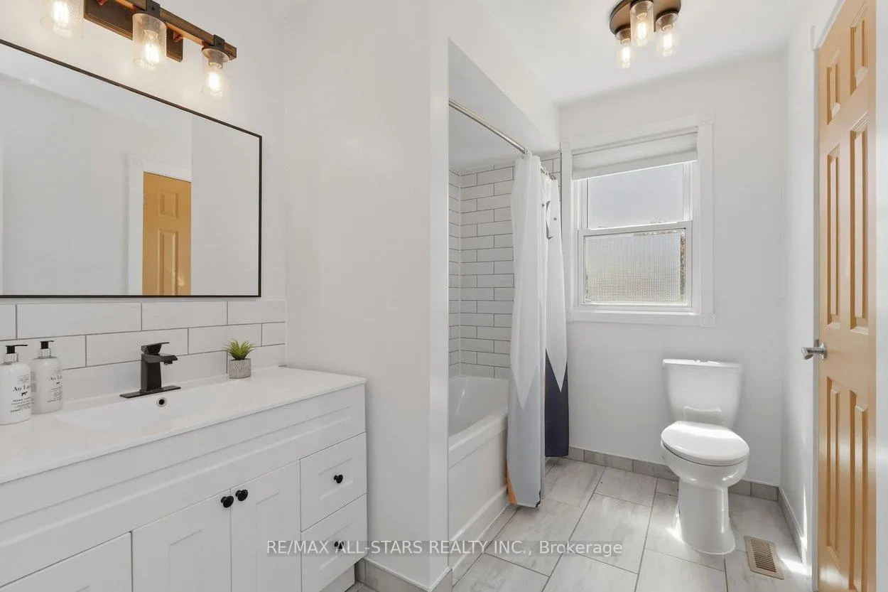 Photo 34 of 9 Tudor Place, Georgina, Belhaven — HOMEH