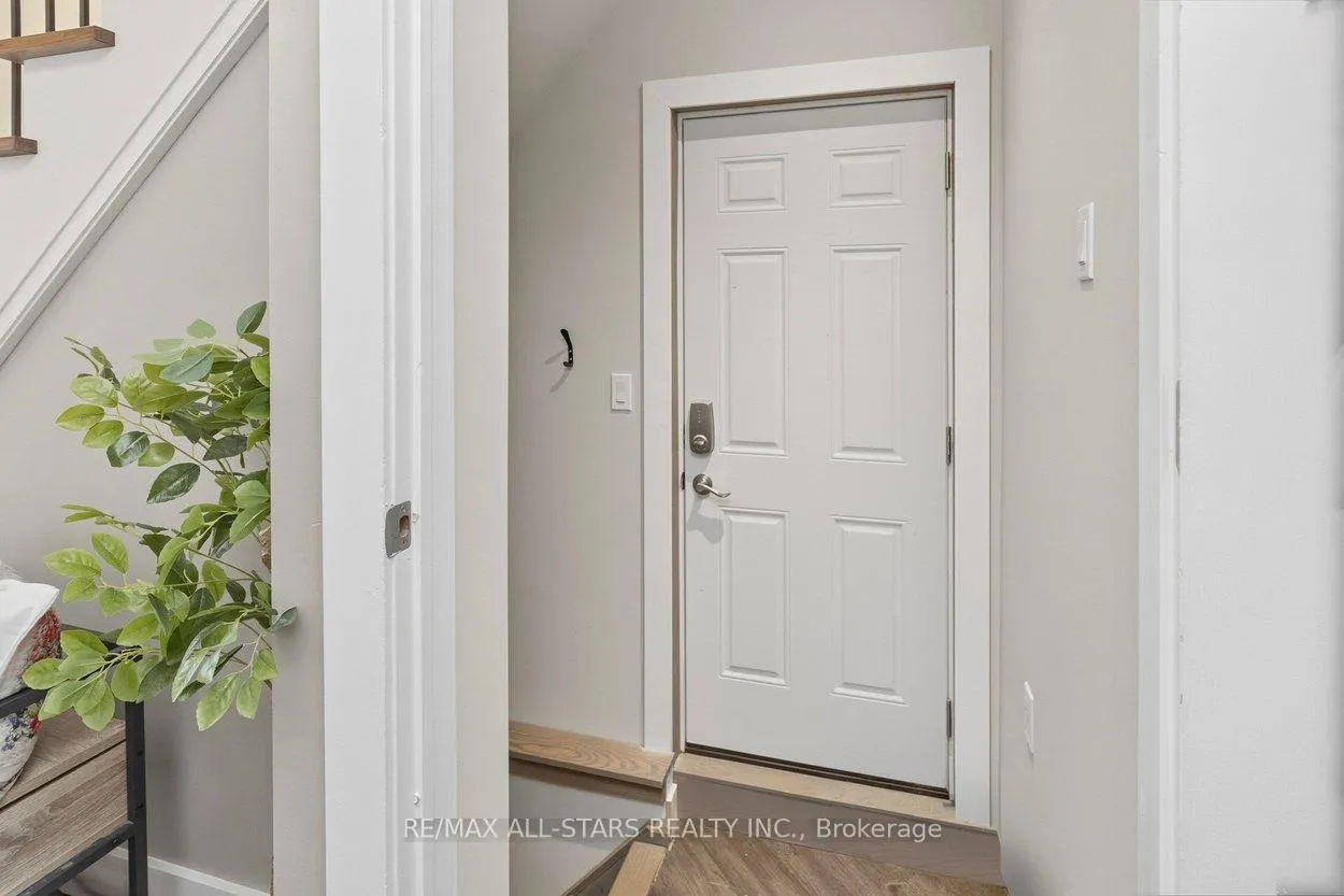 Photo 35 of 9 Tudor Place, Georgina, Belhaven — HOMEH