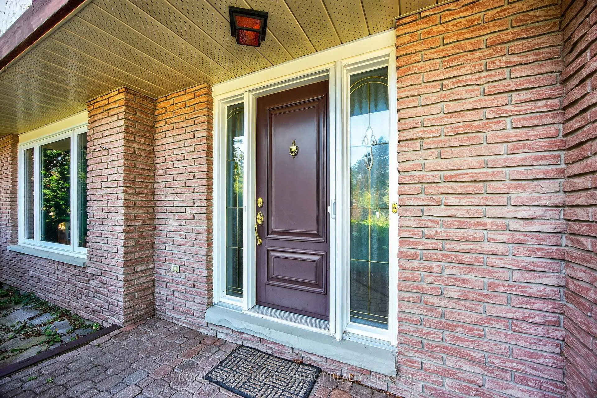 Photo 4 of 7 Maplecrest Road, Springwater, Midhurst — HOMEH