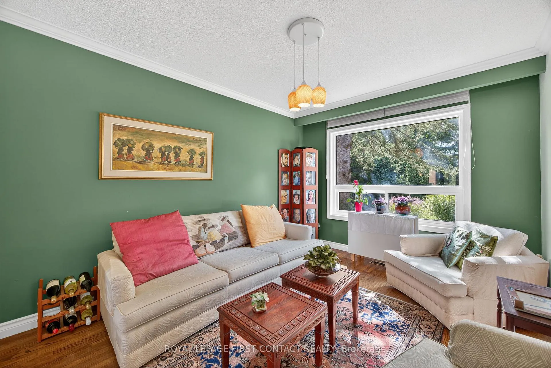 Photo 11 of 7 Maplecrest Road, Springwater, Midhurst — HOMEH