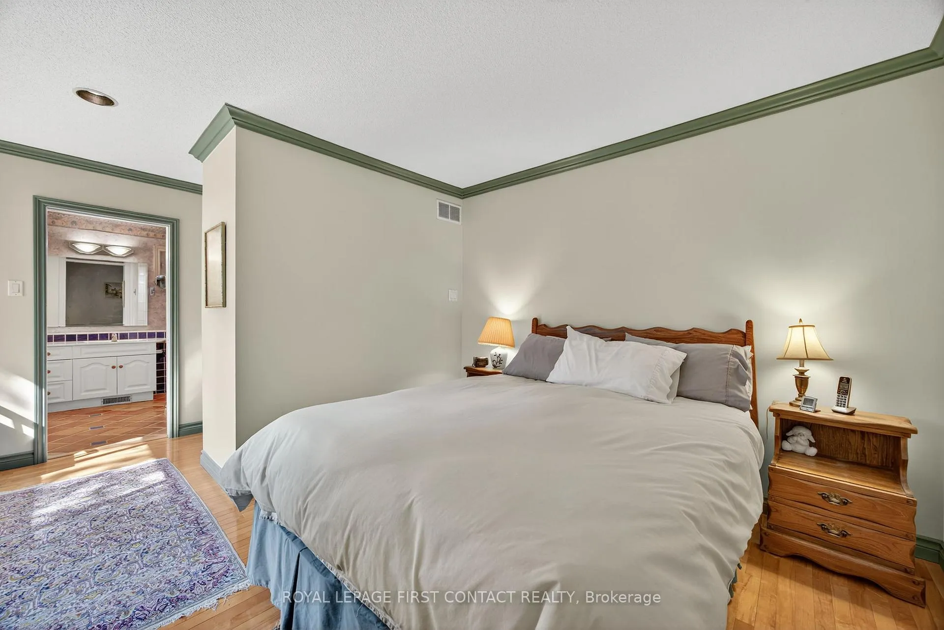 Photo 23 of 7 Maplecrest Road, Springwater, Midhurst — HOMEH