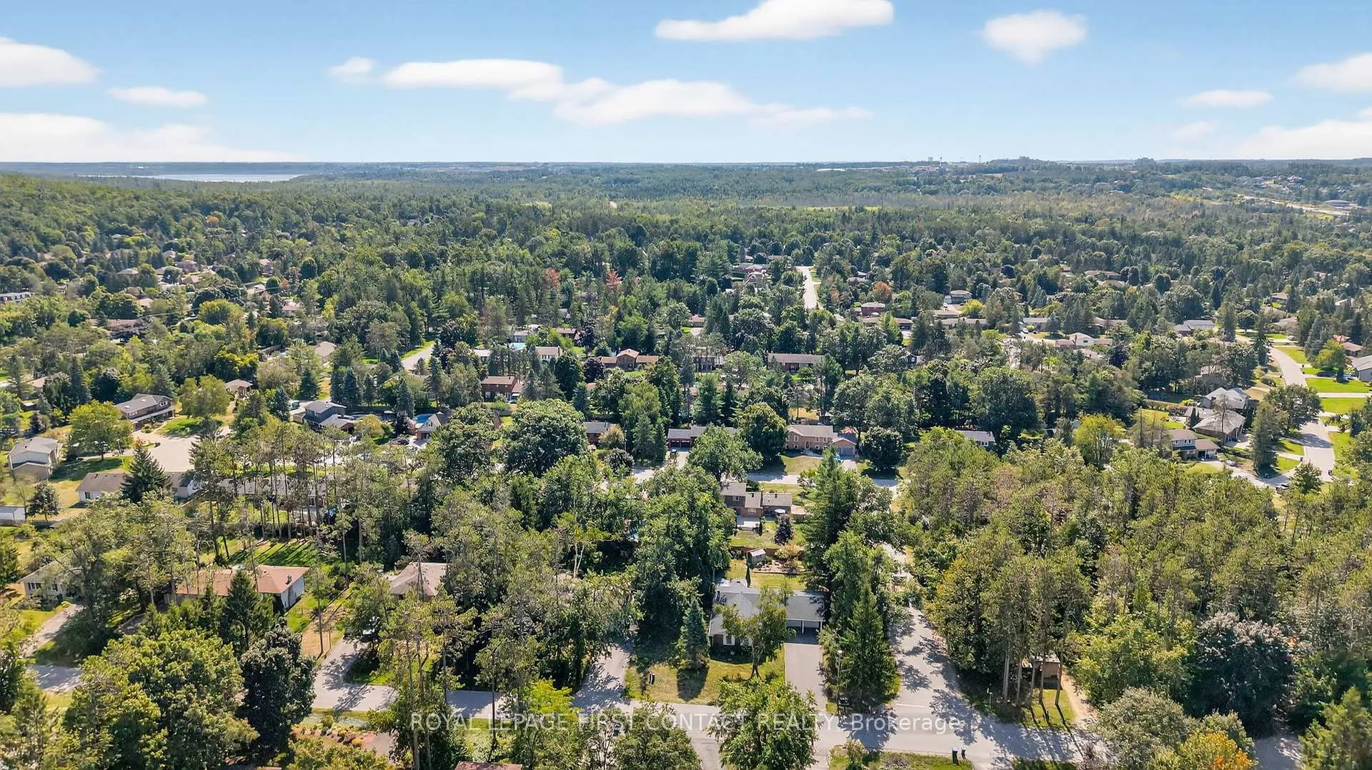 Photo 43 of 7 Maplecrest Road, Springwater, Midhurst — HOMEH