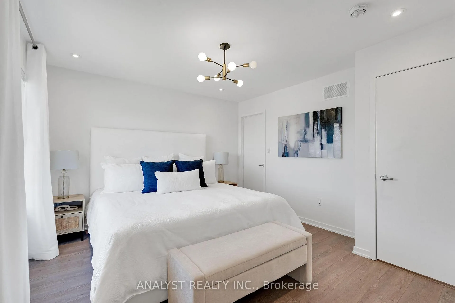 Photo 19 of 28 Queensland Crescent, Caledon, Bolton East — HOMEH
