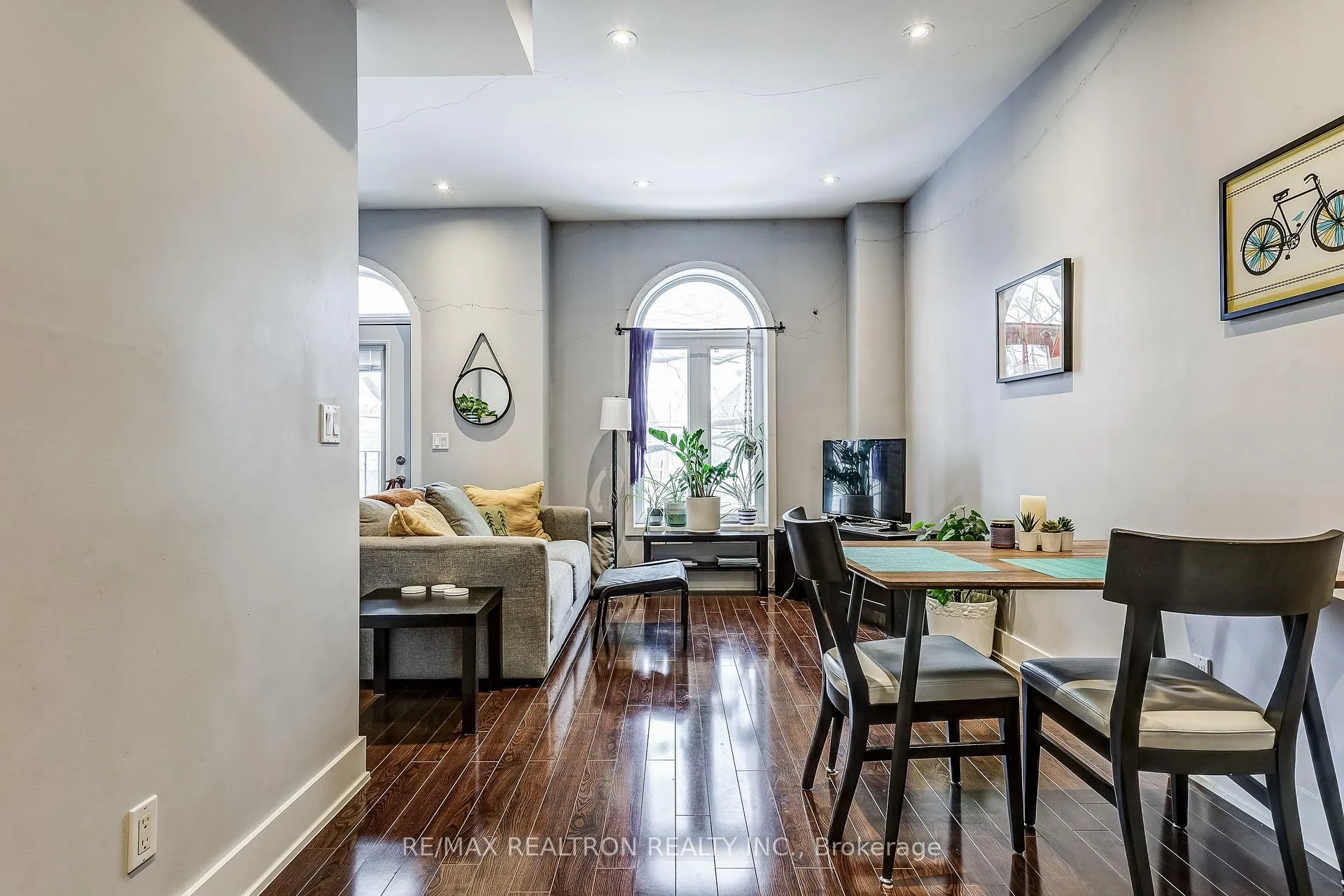 Photo 3 of Unit 2nd Flr, 588 Ossington Avenue, Toronto, Palmerston-Little Italy — HOMEH