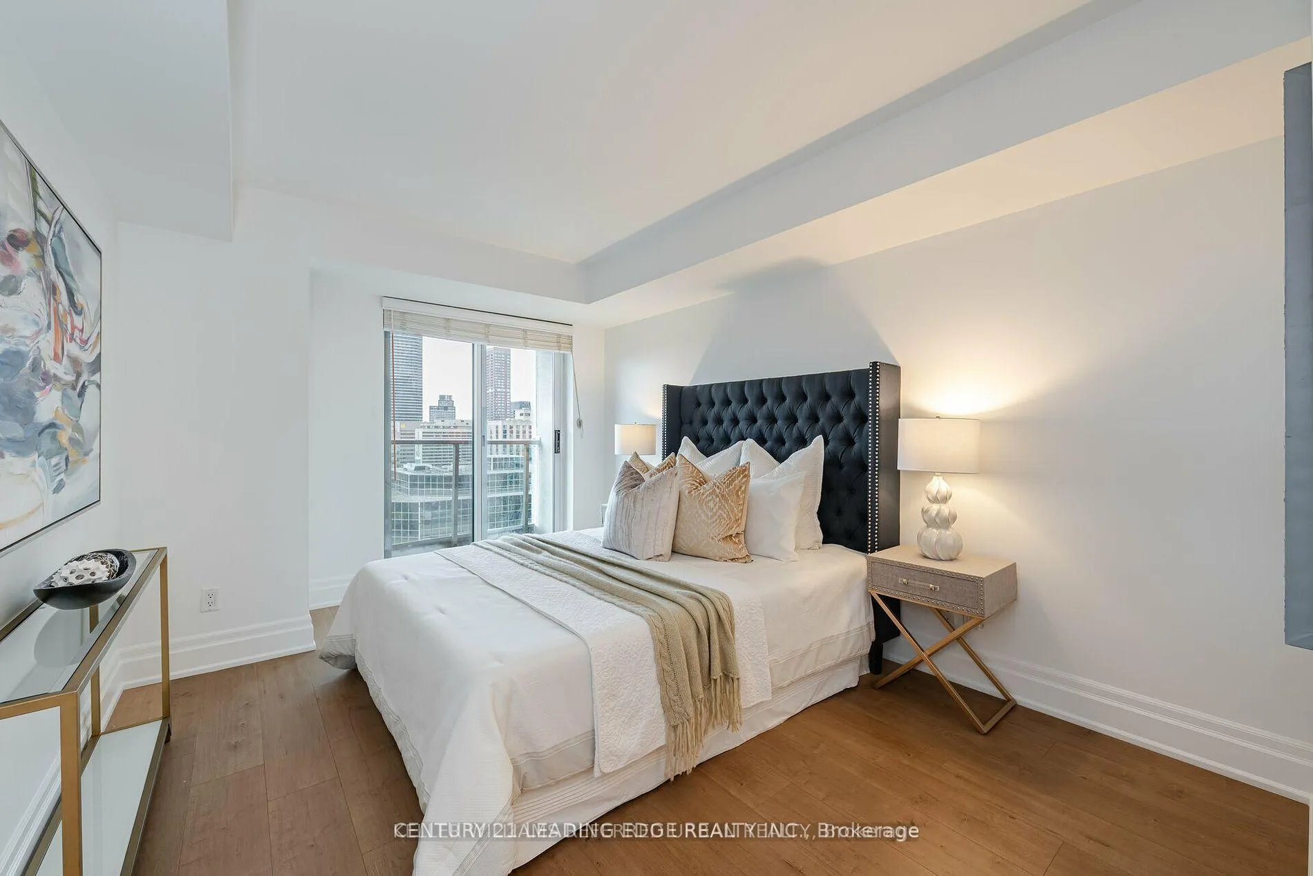 Photo 11 of Unit 2906, 8 Park Road, Toronto, Rosedale-Moore Park — HOMEH