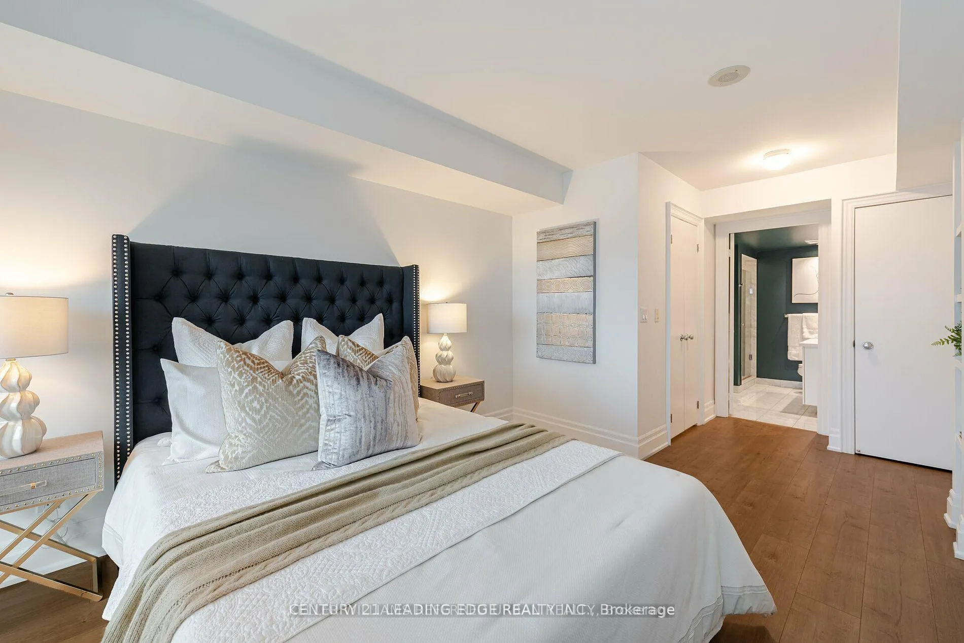 Photo 12 of Unit 2906, 8 Park Road, Toronto, Rosedale-Moore Park — HOMEH