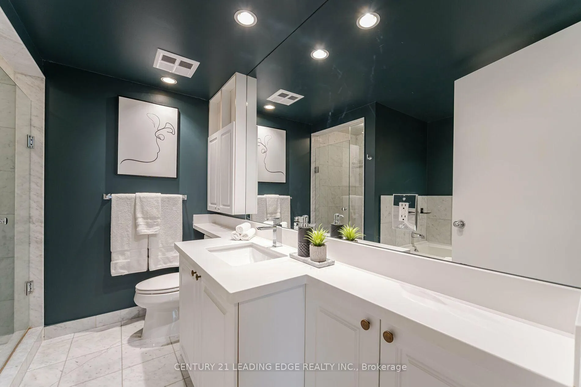 Photo 13 of Unit 2906, 8 Park Road, Toronto, Rosedale-Moore Park — HOMEH