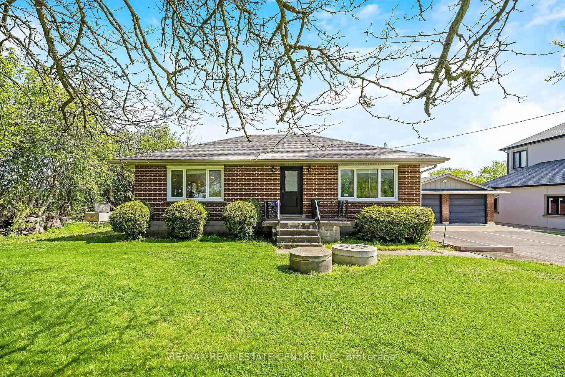 Photo 3 of 9095 Eighth Line, Halton Hills, Rural Halton Hills — HOMEH