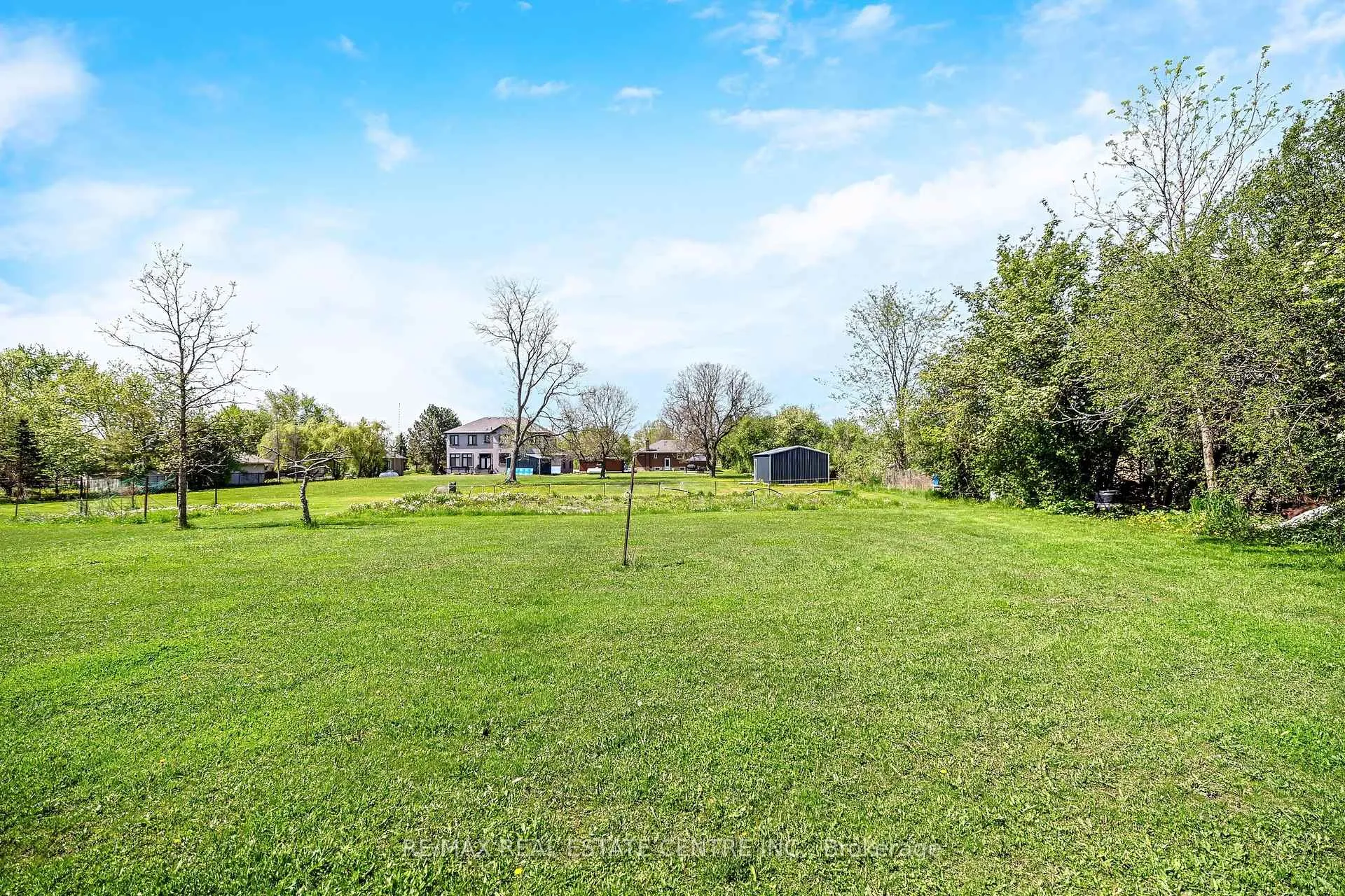 Photo 37 of 9095 Eighth Line, Halton Hills, Rural Halton Hills — HOMEH