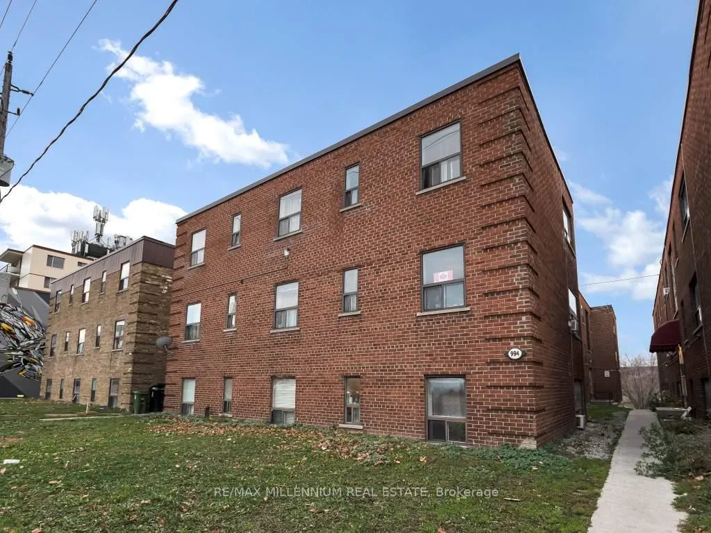 Photo 5 of Unit 202, 994 O'Connor Drive, Toronto, O'Connor-Parkview — HOMEH
