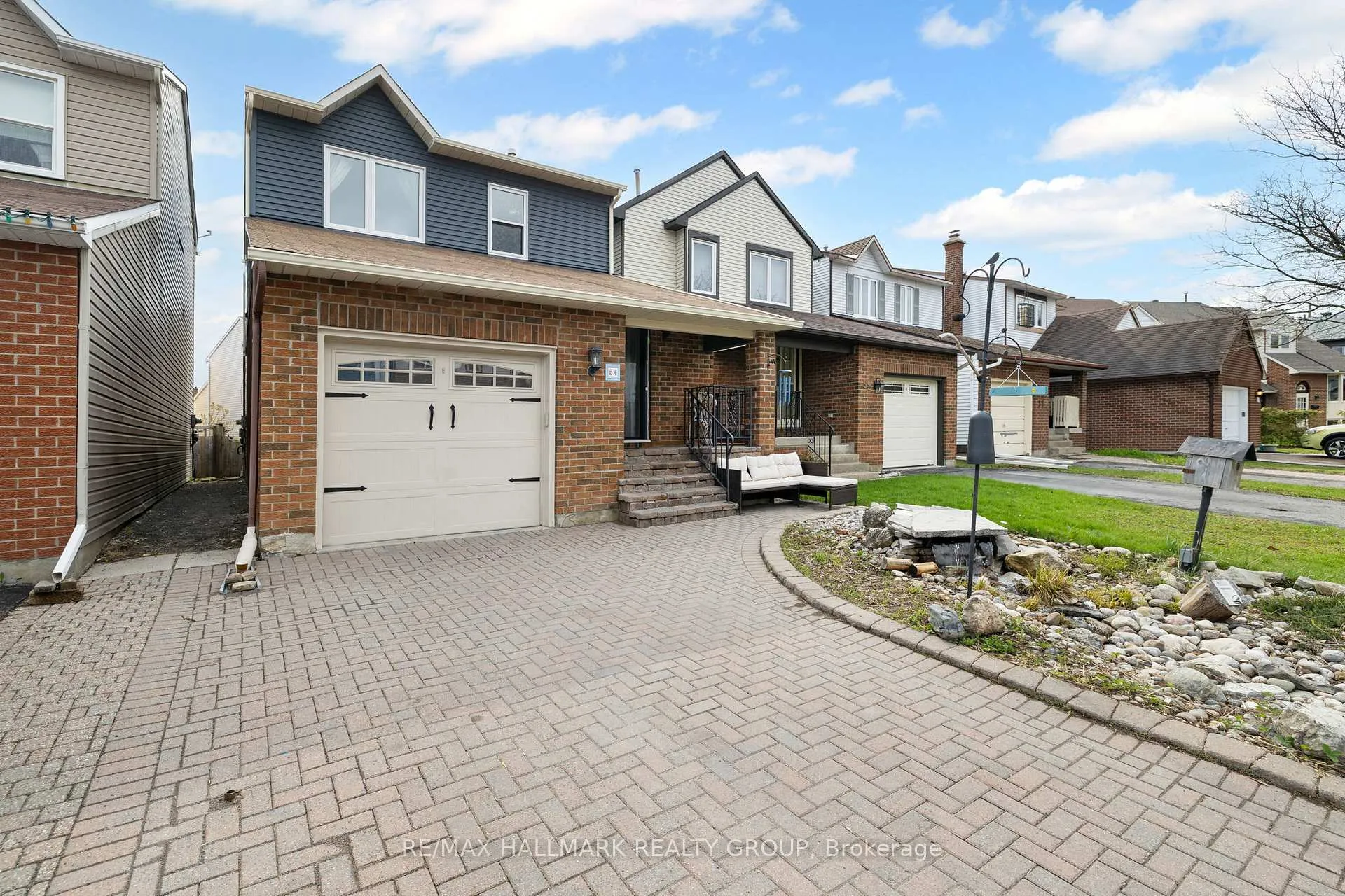Front of 54 Fireside Crescent