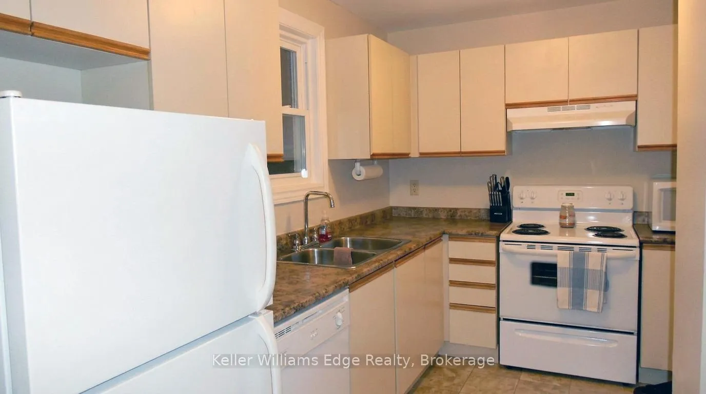 Photo 11 of Unit 10, 175 Cedar Street, Cambridge, Southwood - Kinbridge — HOMEH