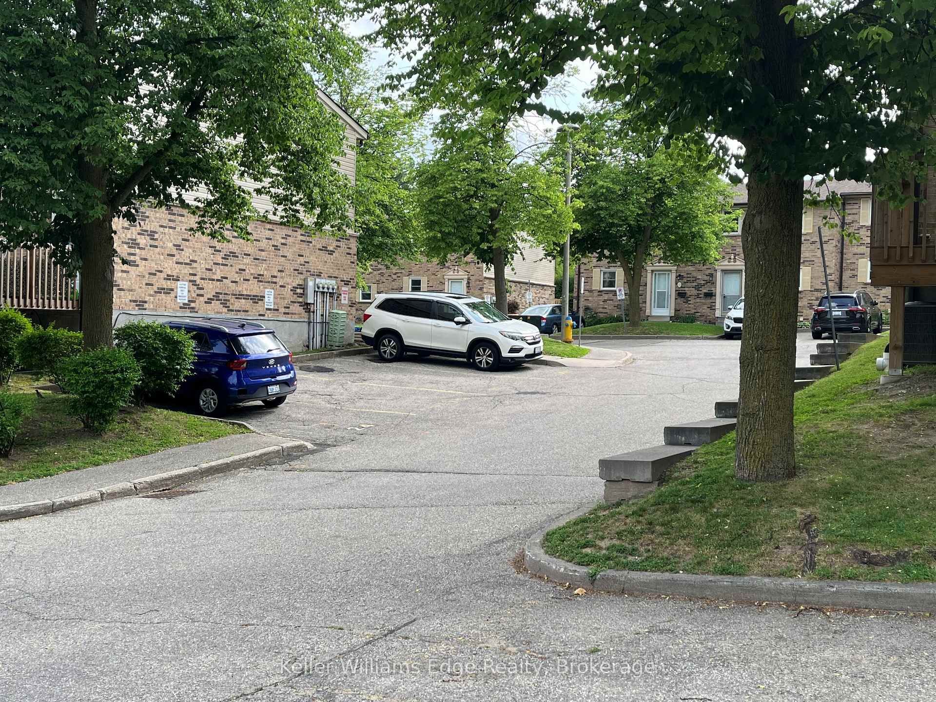 Photo 9 of Unit 10, 175 Cedar Street, Cambridge, Southwood - Kinbridge — HOMEH