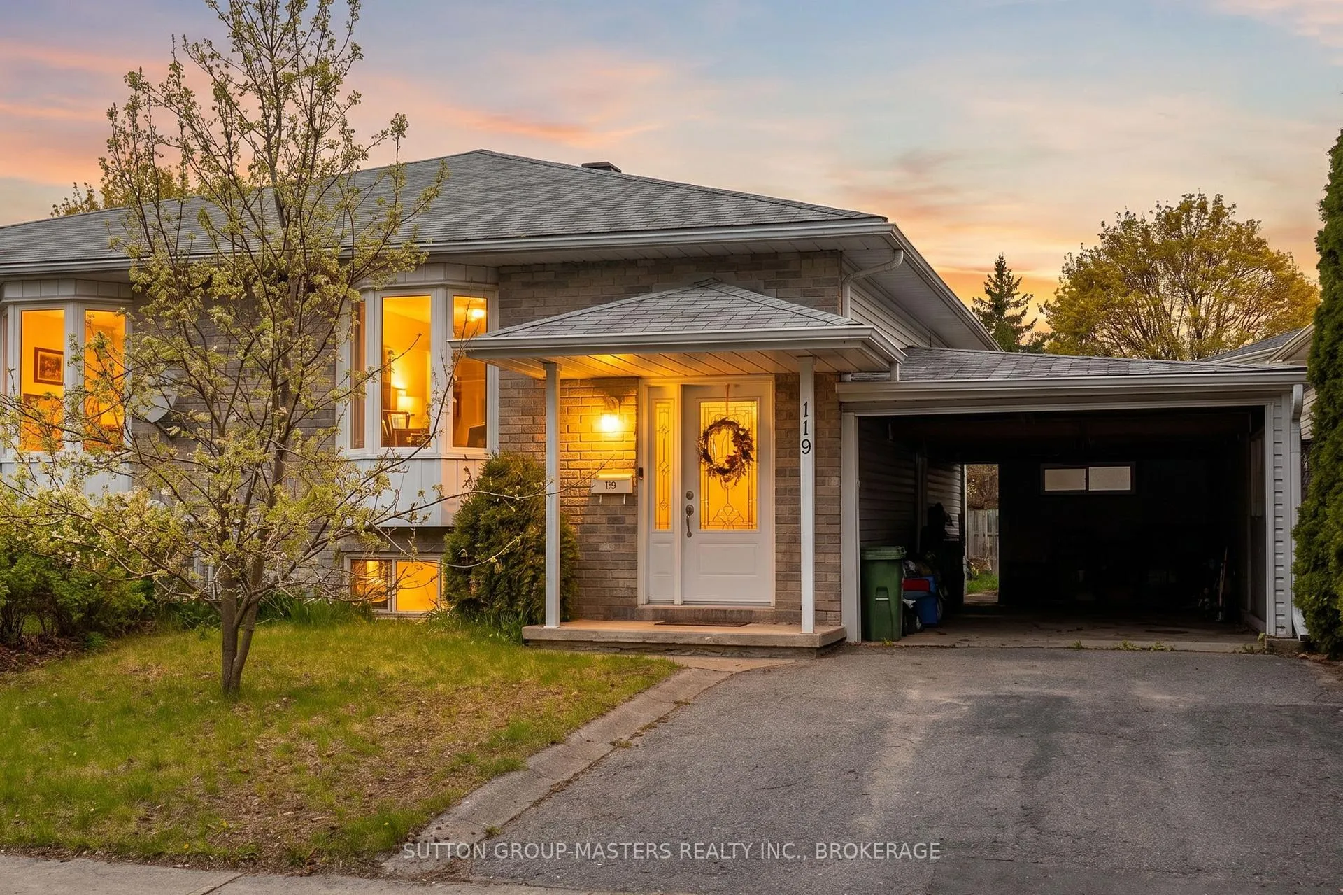 Photo 1 of 119 Dauphin Avenue, Kingston, Rideau — HOMEH