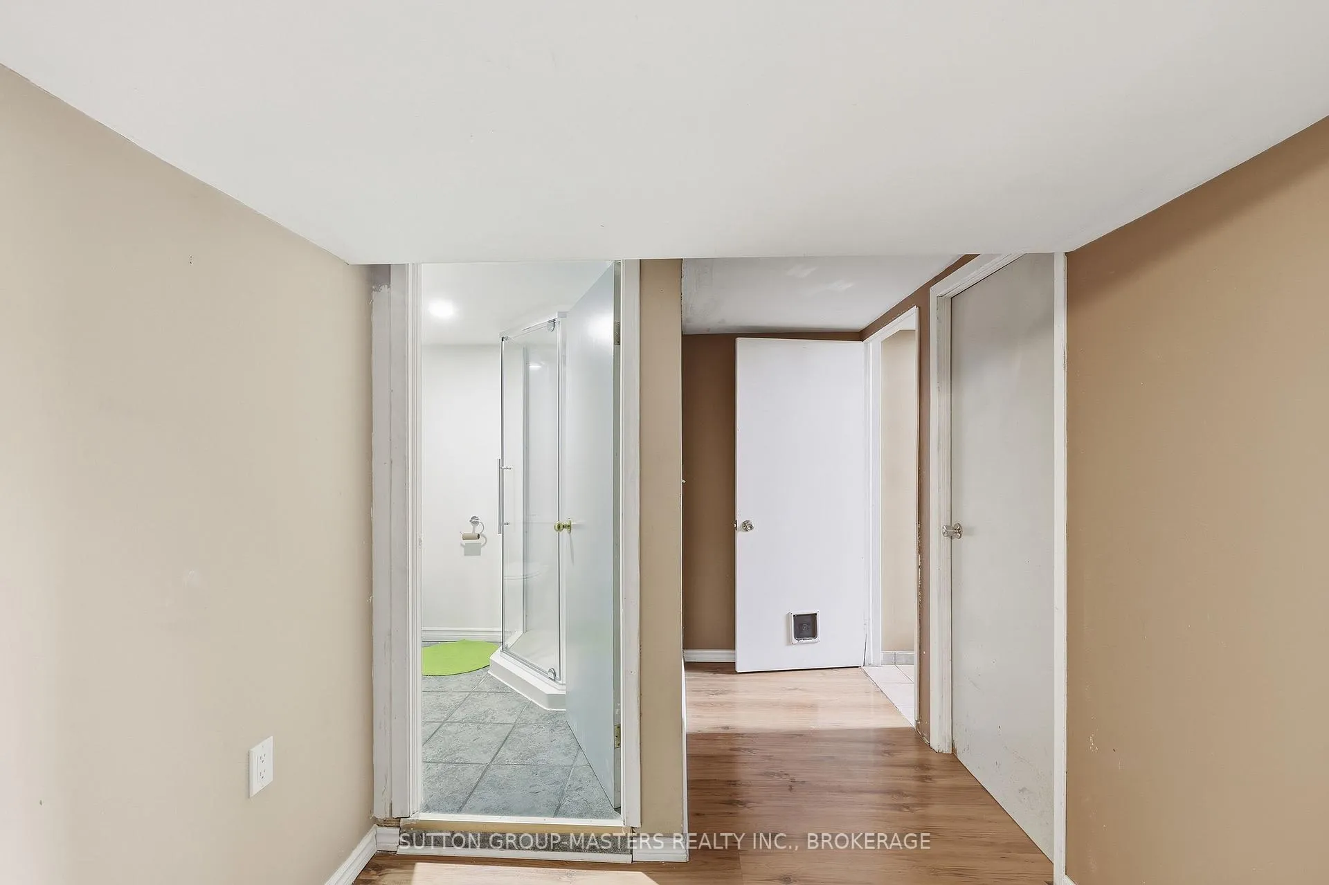 Photo 30 of 119 Dauphin Avenue, Kingston, Rideau — HOMEH