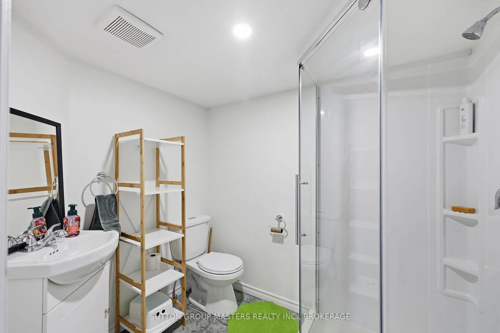 Photo 31 of 119 Dauphin Avenue, Kingston, Rideau — HOMEH