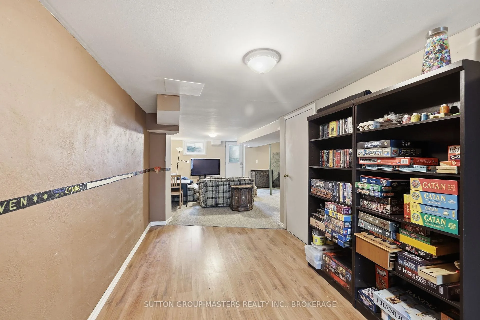 Photo 32 of 119 Dauphin Avenue, Kingston, Rideau — HOMEH