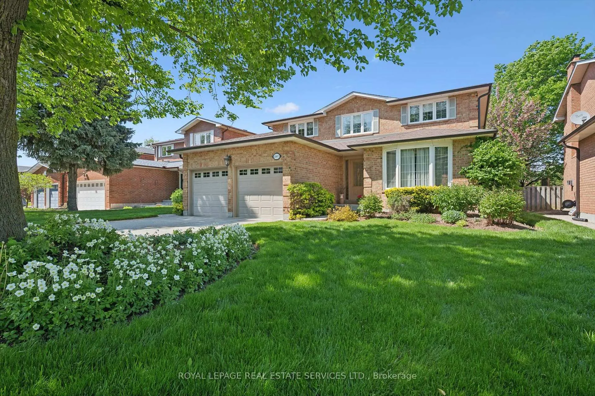 Photo 3 of 2067 Pen Street, Oakville, River Oaks — HOMEH