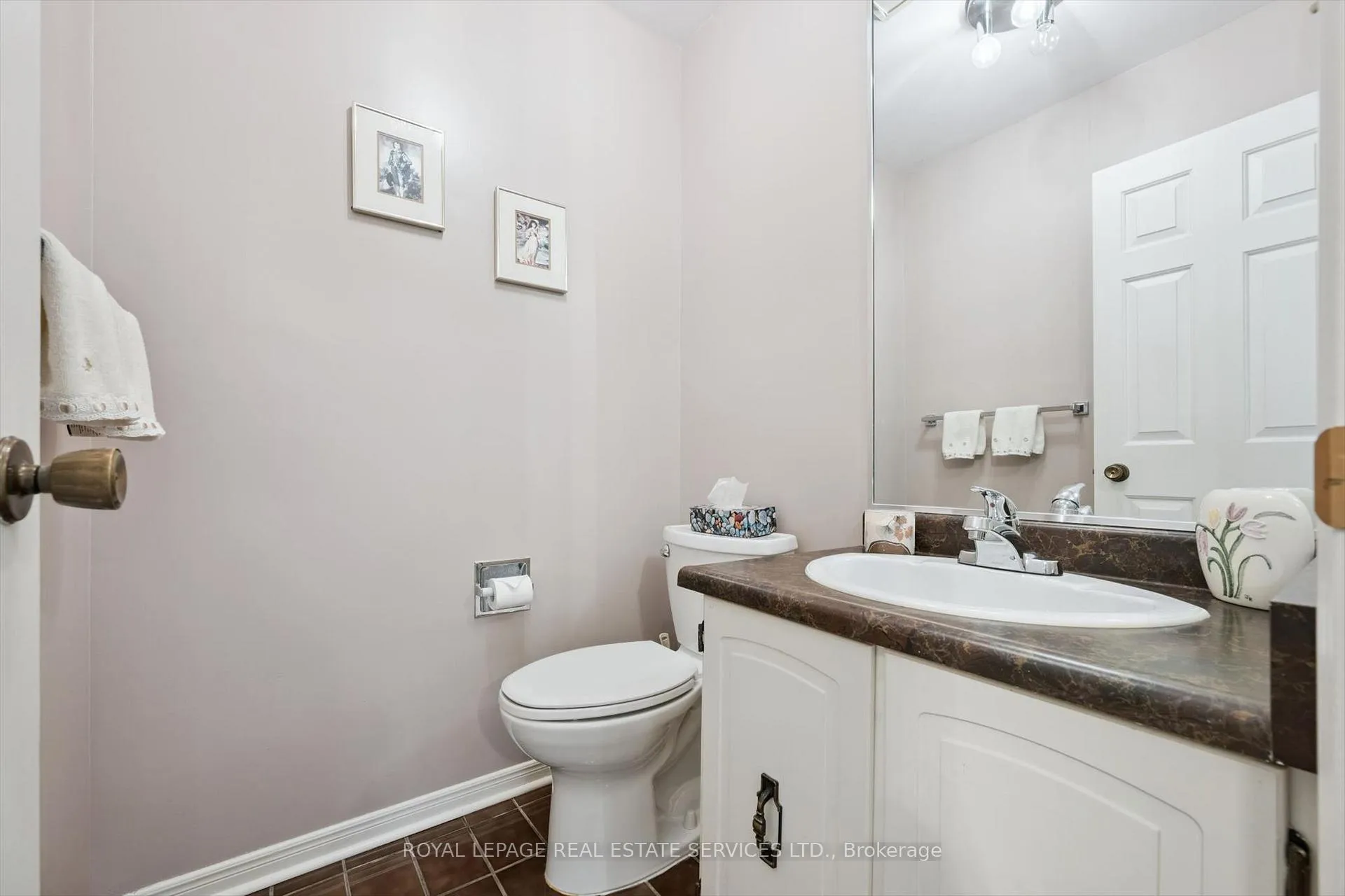 Photo 23 of 2067 Pen Street, Oakville, River Oaks — HOMEH