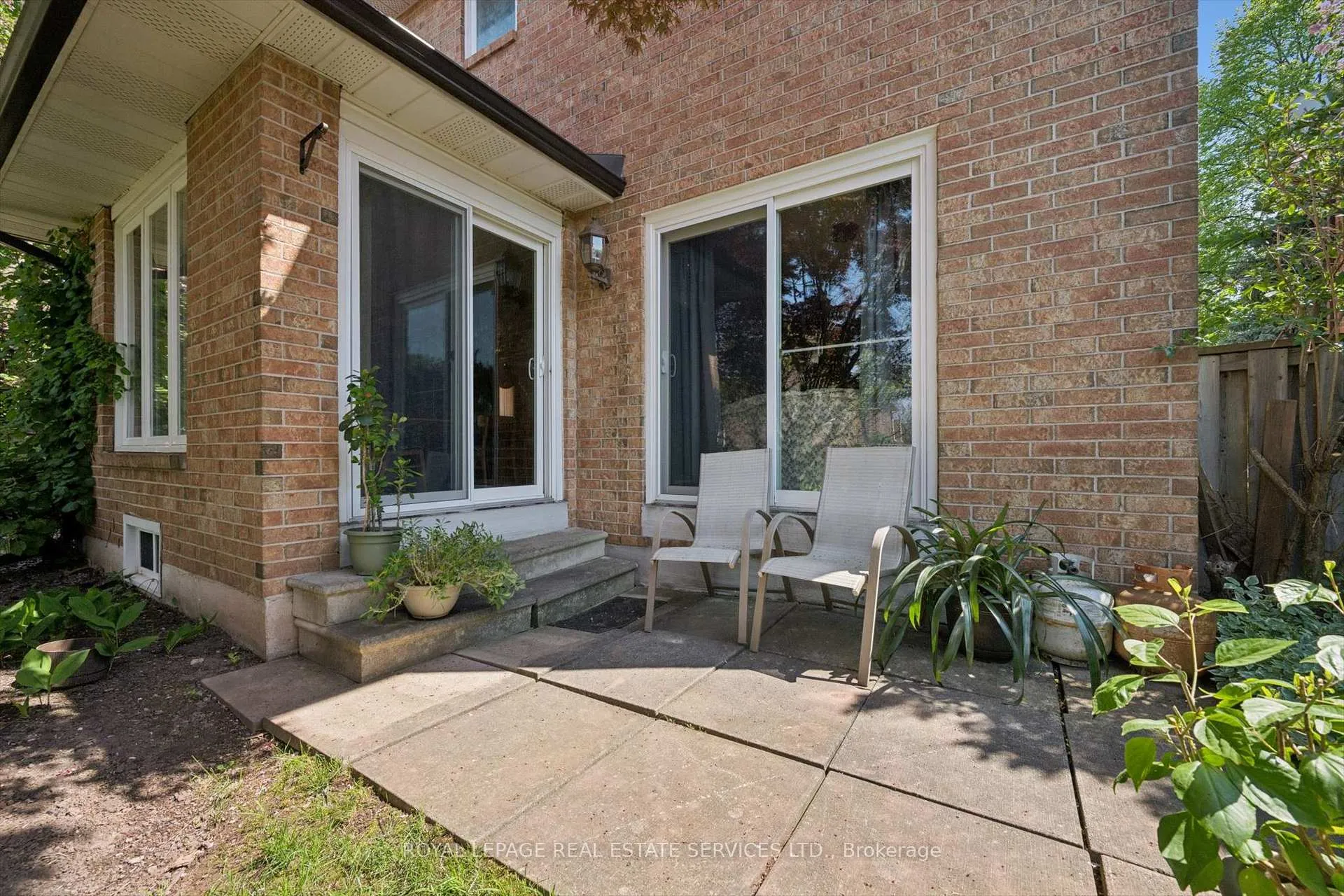 Photo 39 of 2067 Pen Street, Oakville, River Oaks — HOMEH