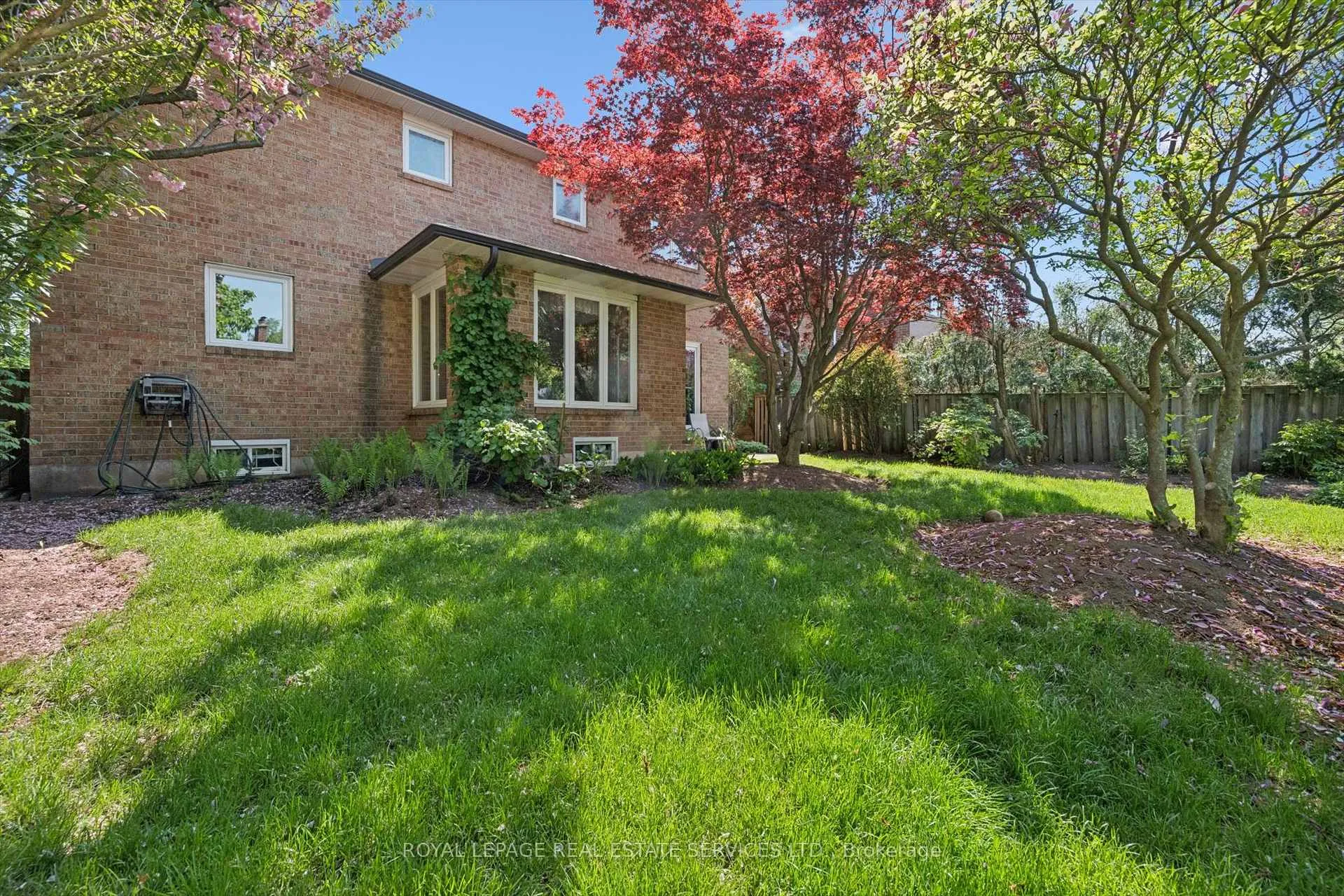 Photo 42 of 2067 Pen Street, Oakville, River Oaks — HOMEH