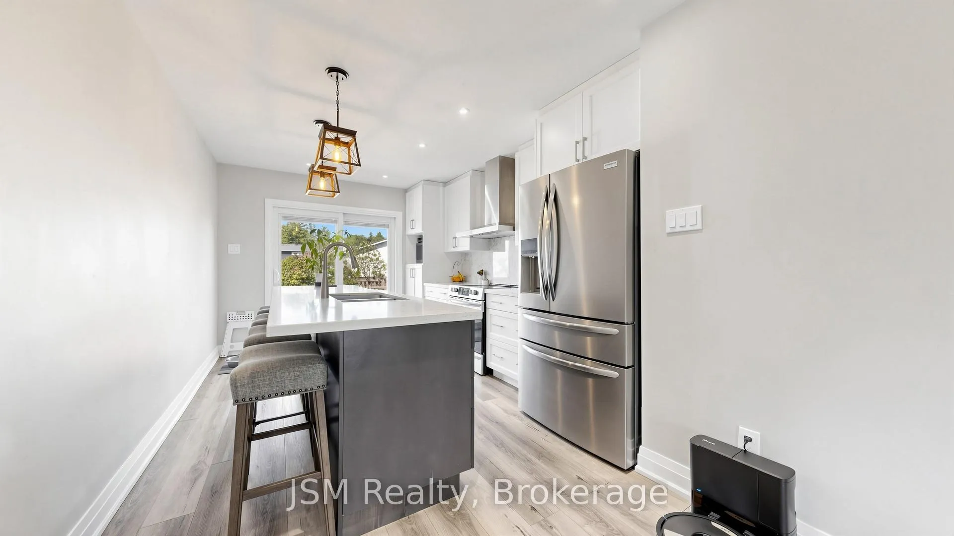 Photo 10 of 2516 Lloyd Street, Innisfil, Alcona — HOMEH