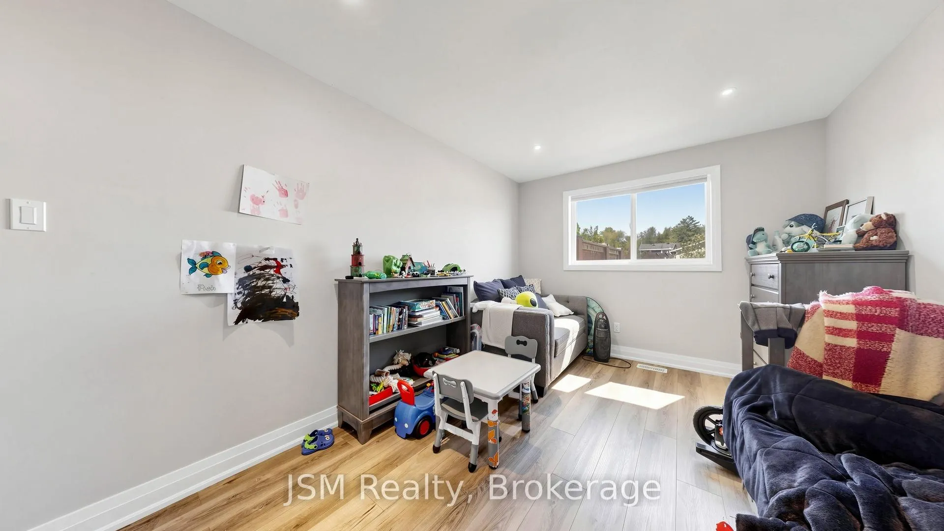 Photo 21 of 2516 Lloyd Street, Innisfil, Alcona — HOMEH