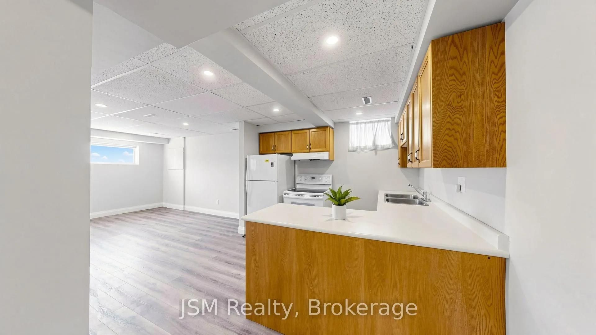 Photo 27 of 2516 Lloyd Street, Innisfil, Alcona — HOMEH