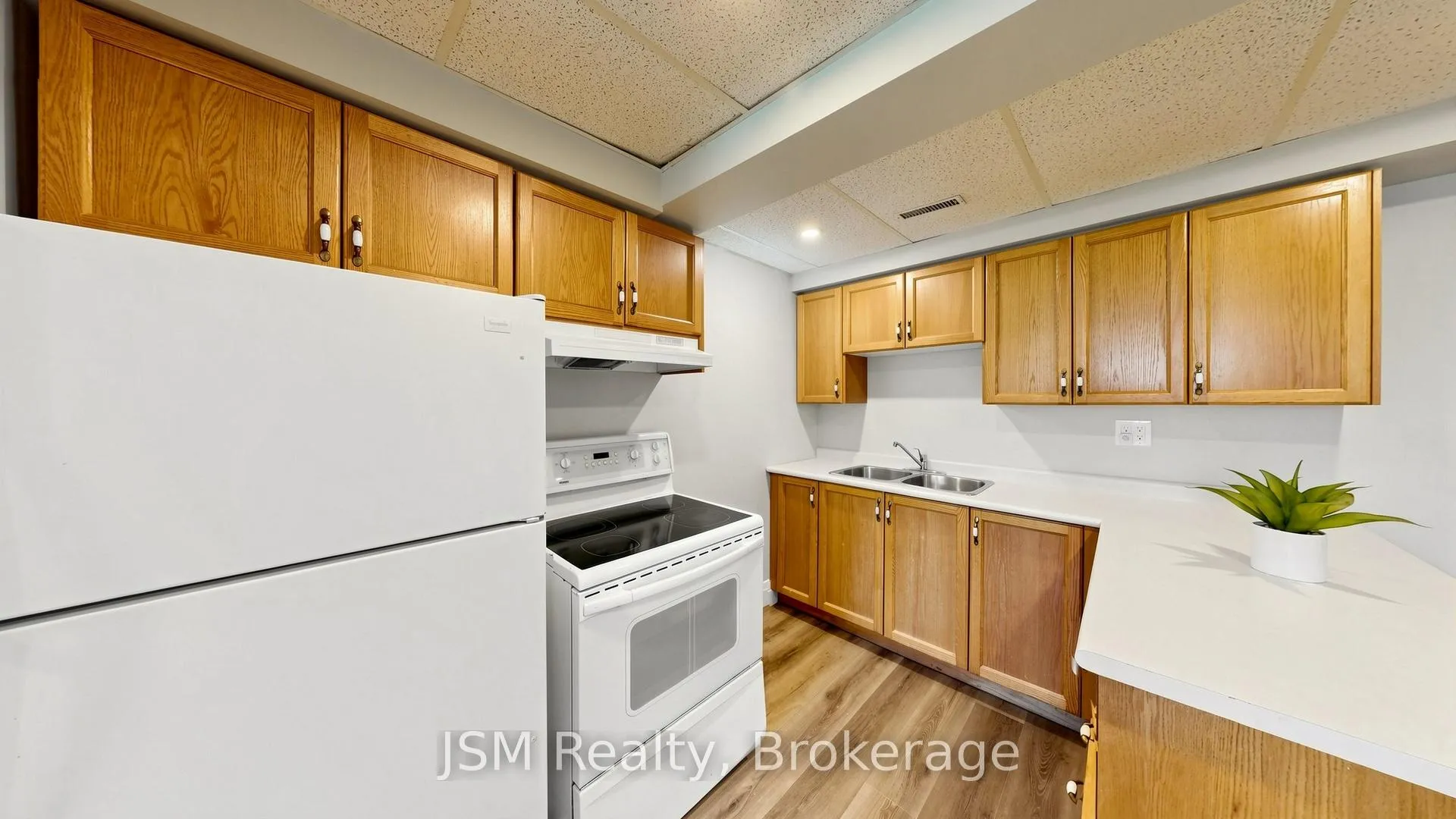 Photo 28 of 2516 Lloyd Street, Innisfil, Alcona — HOMEH