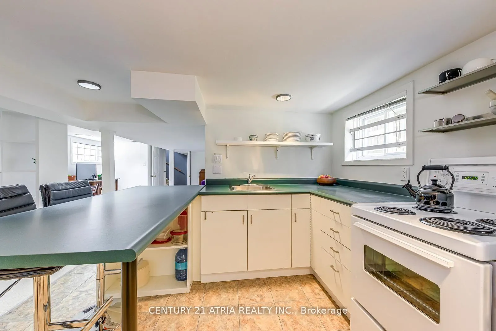Photo 27 of 20 1/2 East Road, Scarborough, Birchcliffe-Cliffside — HOMEH