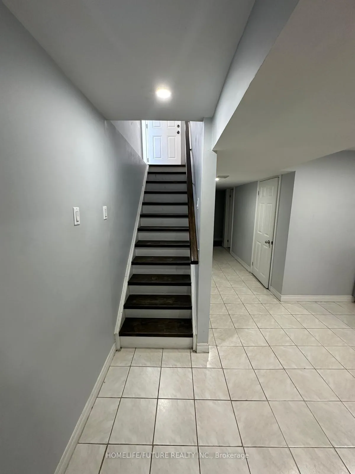 Photo 3 of Unit Bsmt, 19 Hummingbird Drive, Scarborough, Rouge — HOMEH