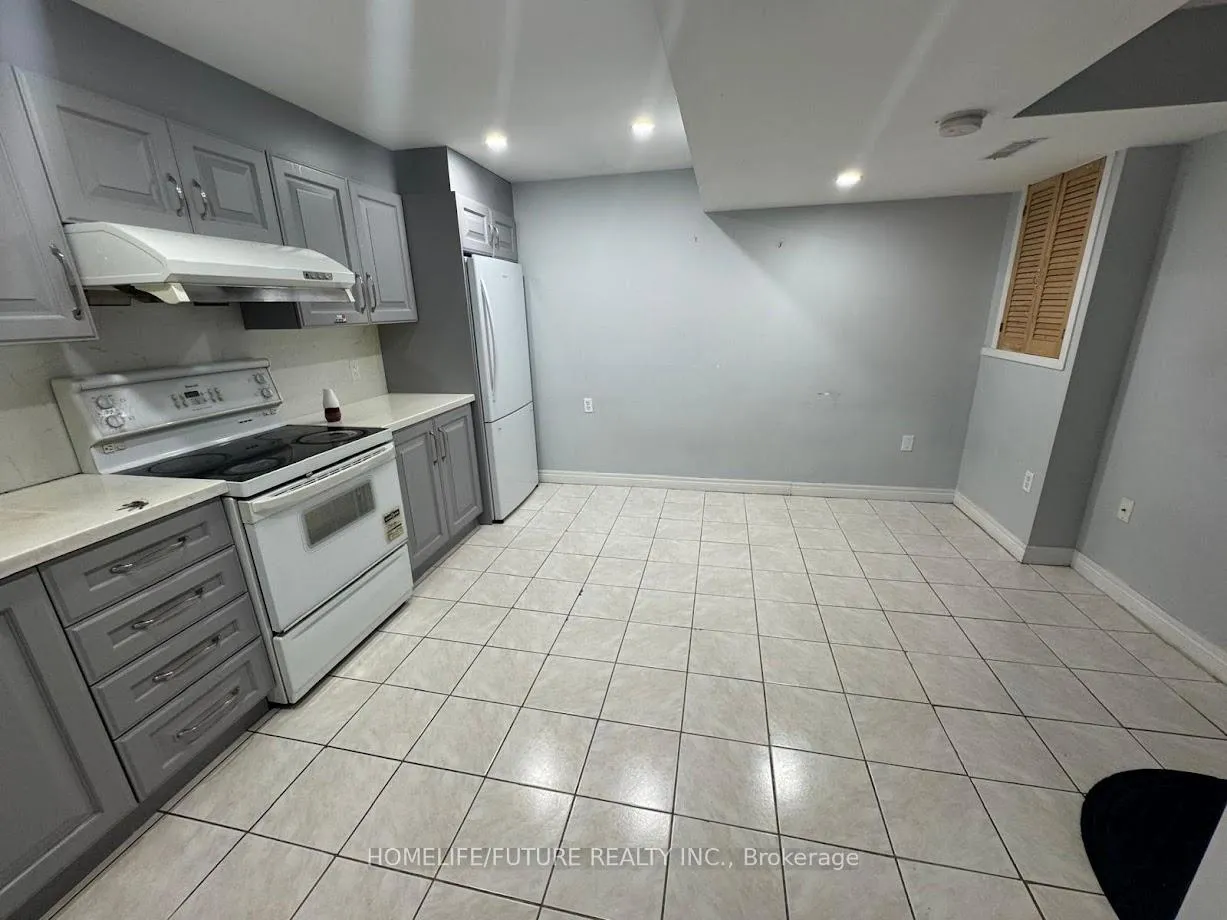 Photo 6 of Unit Bsmt, 19 Hummingbird Drive, Scarborough, Rouge — HOMEH