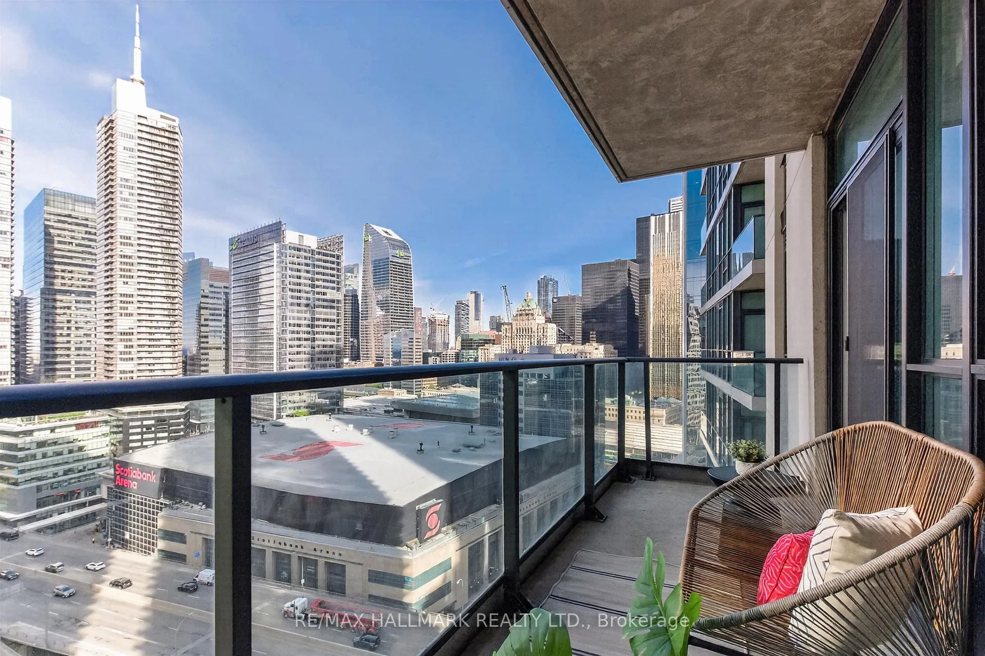 Photo 18 of Unit 2211, 18 Harbour Street, Toronto, Waterfront Communities — HOMEH