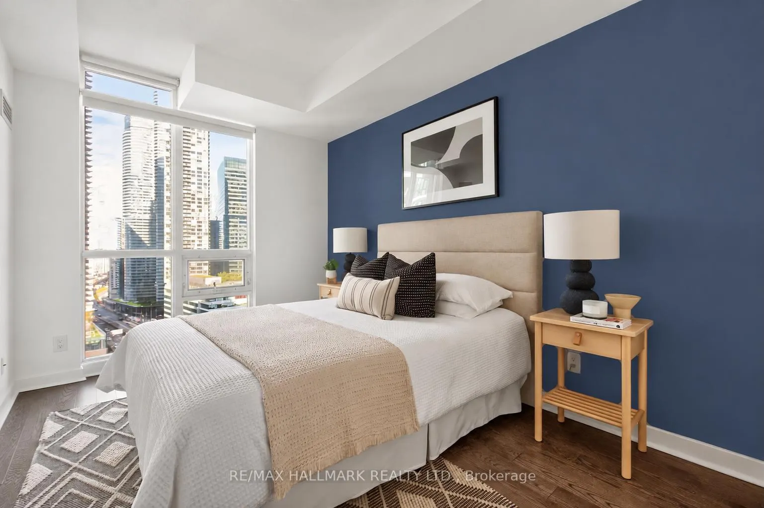 Photo 21 of Unit 2211, 18 Harbour Street, Toronto, Waterfront Communities — HOMEH