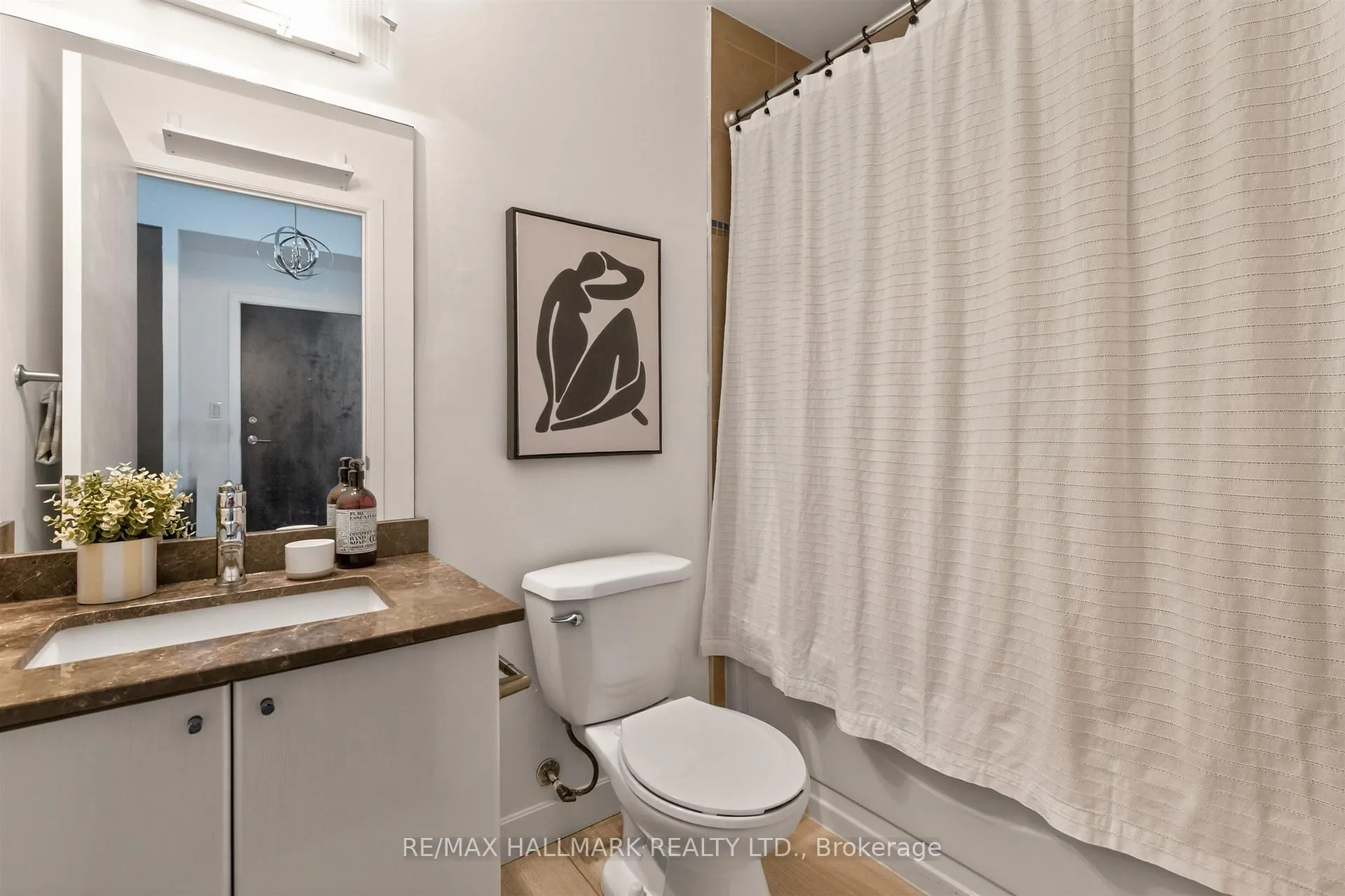Photo 27 of Unit 2211, 18 Harbour Street, Toronto, Waterfront Communities — HOMEH