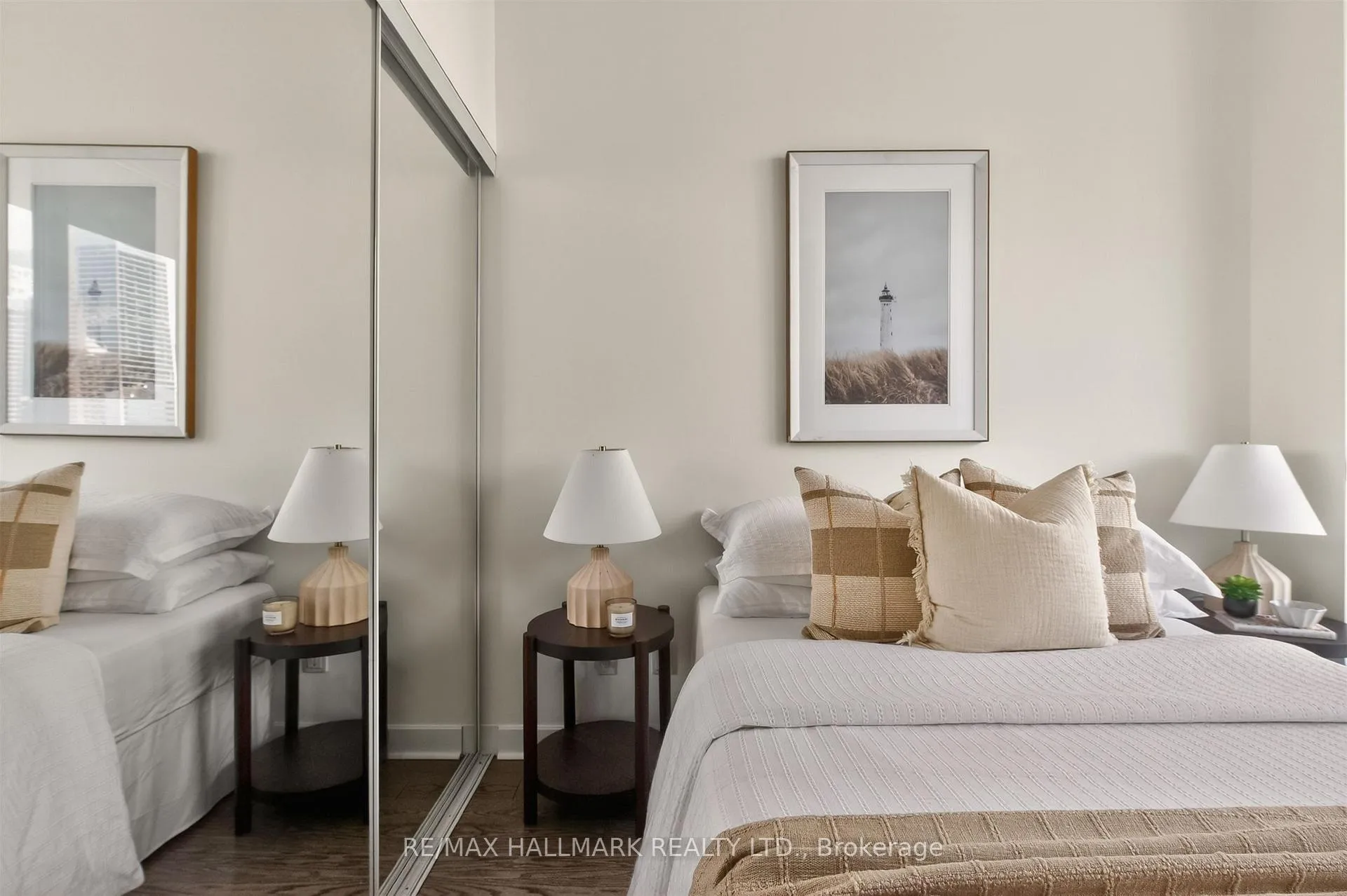 Photo 28 of Unit 2211, 18 Harbour Street, Toronto, Waterfront Communities — HOMEH