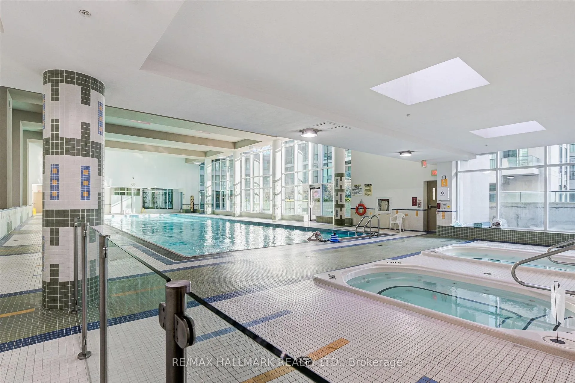 Photo 32 of Unit 2211, 18 Harbour Street, Toronto, Waterfront Communities — HOMEH