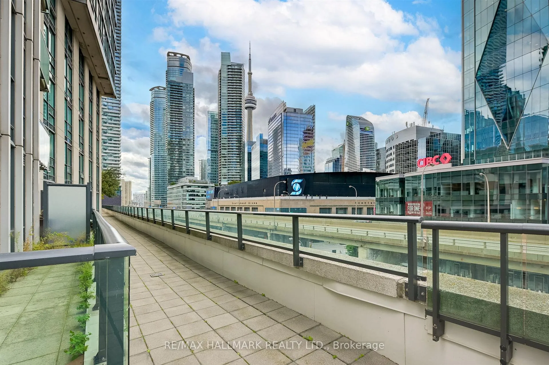 Photo 37 of Unit 2211, 18 Harbour Street, Toronto, Waterfront Communities — HOMEH
